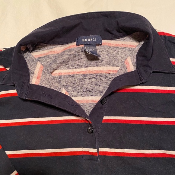 F21 Cropped crewneck - Picture 2 of 4